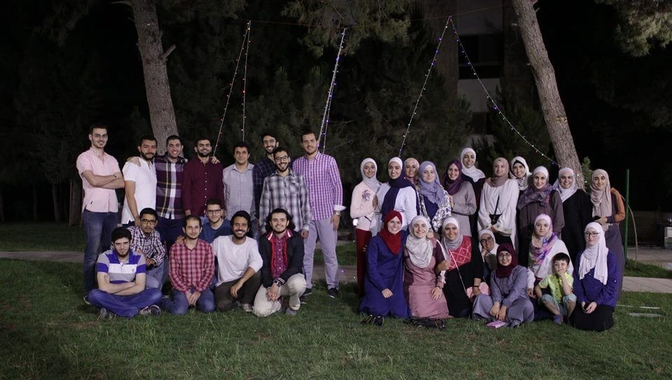 إفطار أعضاء نادي نون